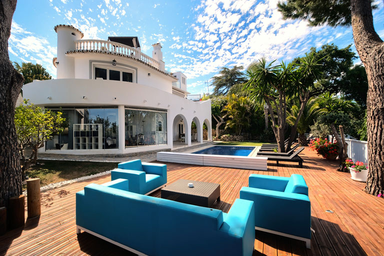 Villa Cinco with pool
